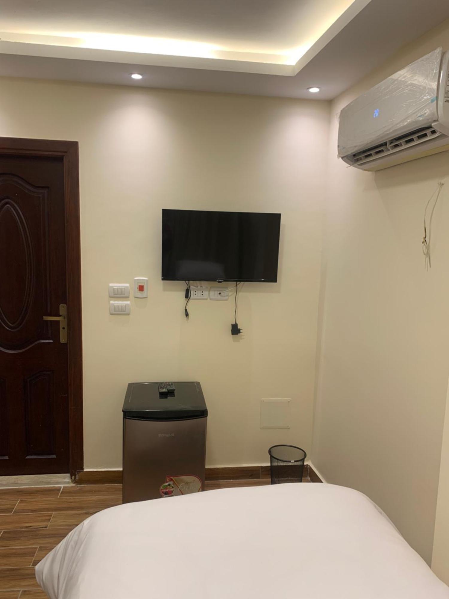 Memphis Pyramids View Hotel Nazlet el-Sîsi Екстериор снимка